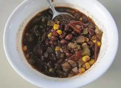 black_bean_chili--cc--erik_burton(2).webp
