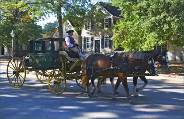 carriage_williamsburg_cc_ron_cogswell_th