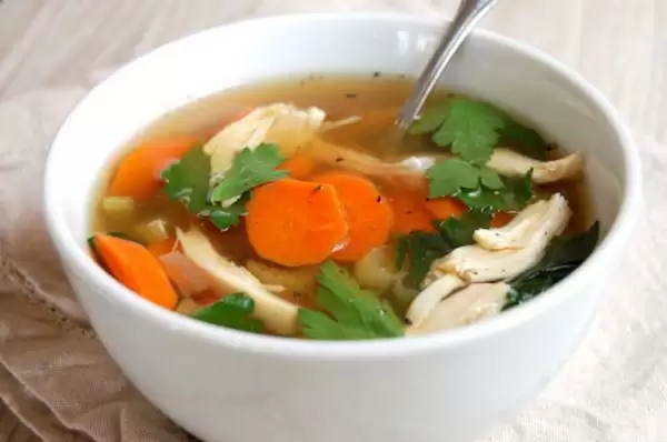 chicken_vegetable_soup_cc_jess(paleo gru