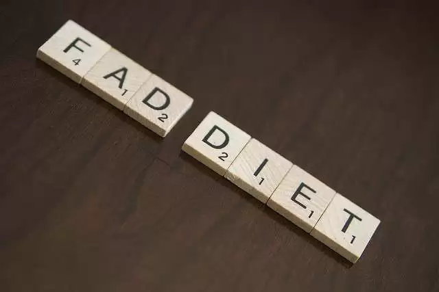 fad_diet--cc--steve_davis_.webp
