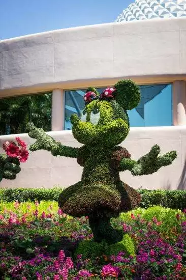 minne_mouse_topiary--cc--harshlight(2).j