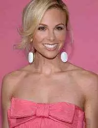 ElizabethHasselbeckisGluten-Free Elizabeth Hasselbeck is Gluten-Free