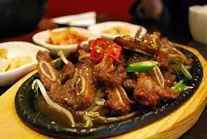 The finished Korean-style BBQ ribs. Photo: CC--avlxyz