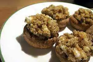 More information about "Dairy-Free, Gluten-Free & Vegan Cheesy Quinoa Stuffed Mushrooms"