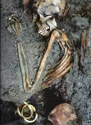 Photo: Wiki Media Commons--Roman skeleton woman