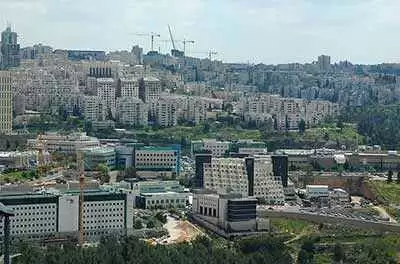 Photo: Wikimedia Commons--Gilabrand Photo: Wikimedia Commons--Gilabrand