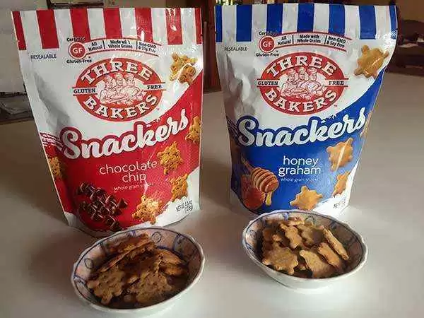 More information about "Three Bakers Gluten Free Chocolate Chip and Honey Graham Snackers"