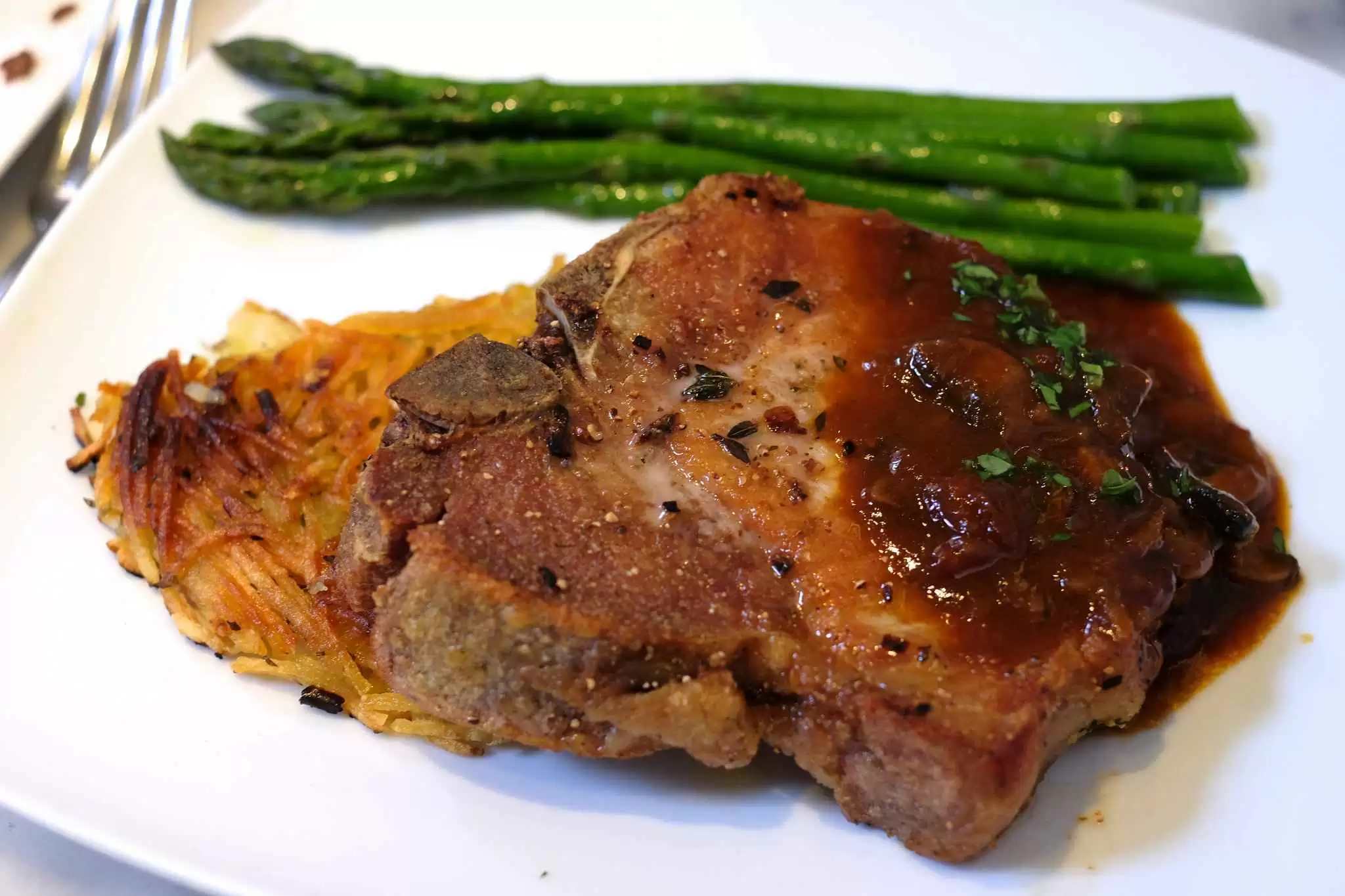 San Francisco Style Pork Chops (Gluten-Free) - Soy sauce, brown sugar and beef broth amke a great sauce for pork chops. Photo: CC--Jun Seita