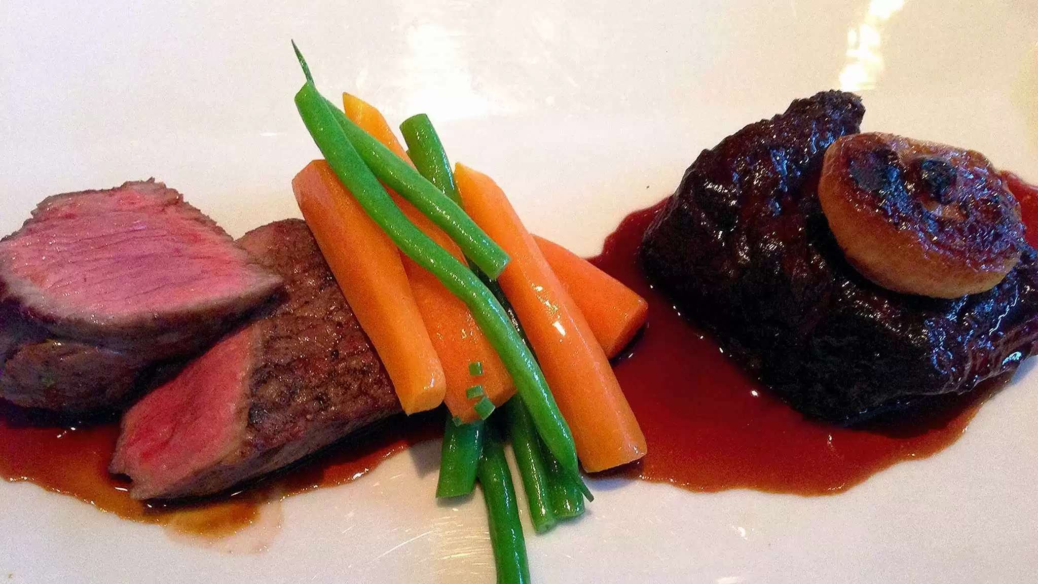 TriTip Steak with Red Wine Sauce (GlutenFree)