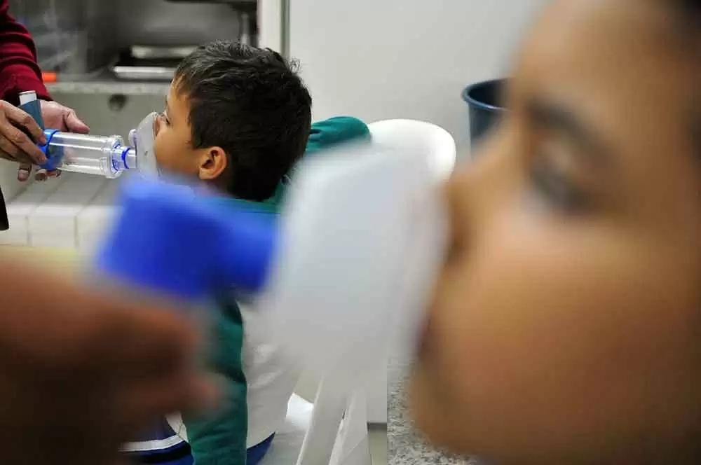 Young People with Celiac Disease Have a Substantially Higher Risk for Bacterial Pneumonia
