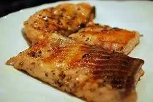 More information about "Grilled Salmon with Honey Ginger Glaze (Gluten-Free)"