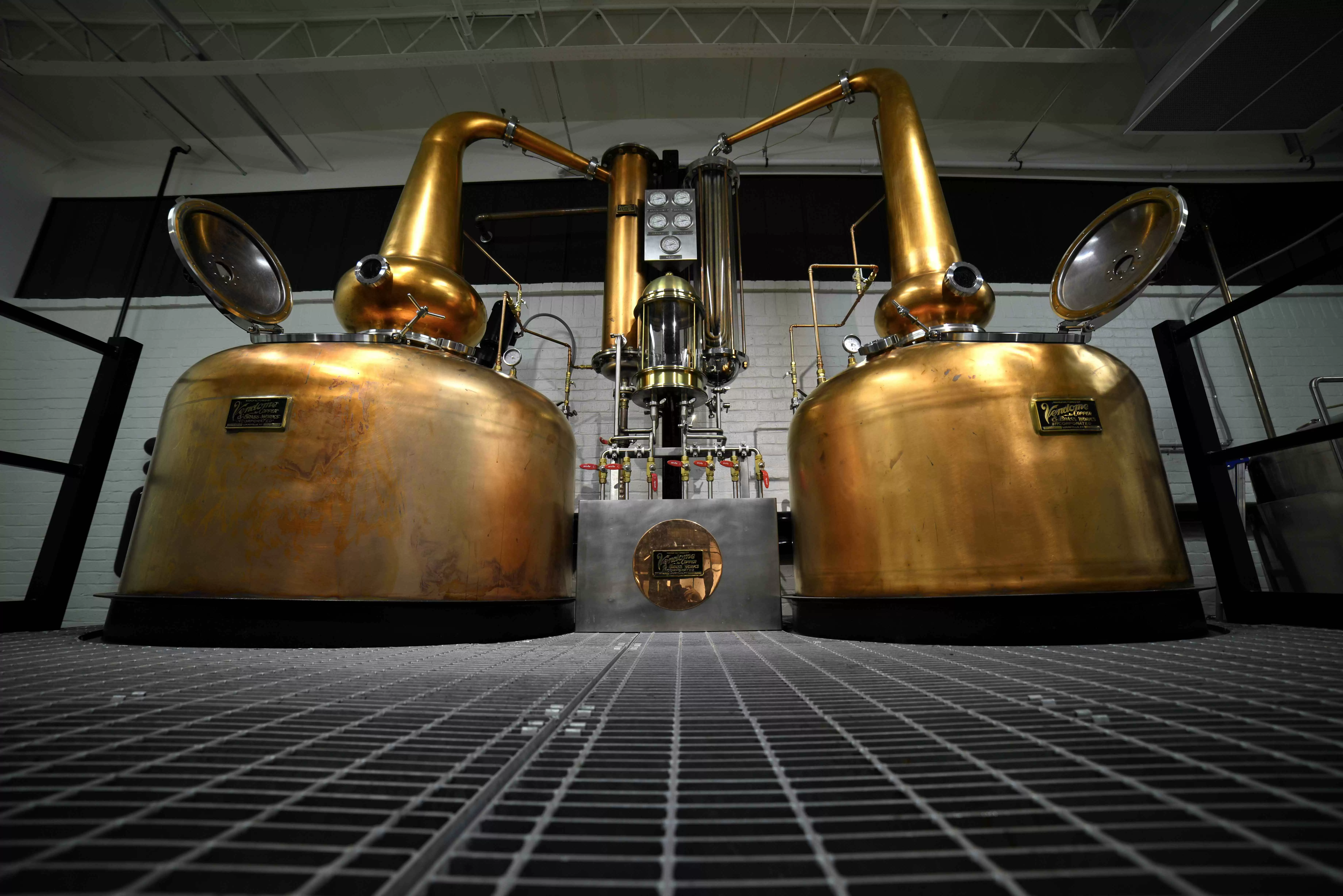 Alcohol Trade Group Seeks Gluten-Free Labels for All Distilled Beverages