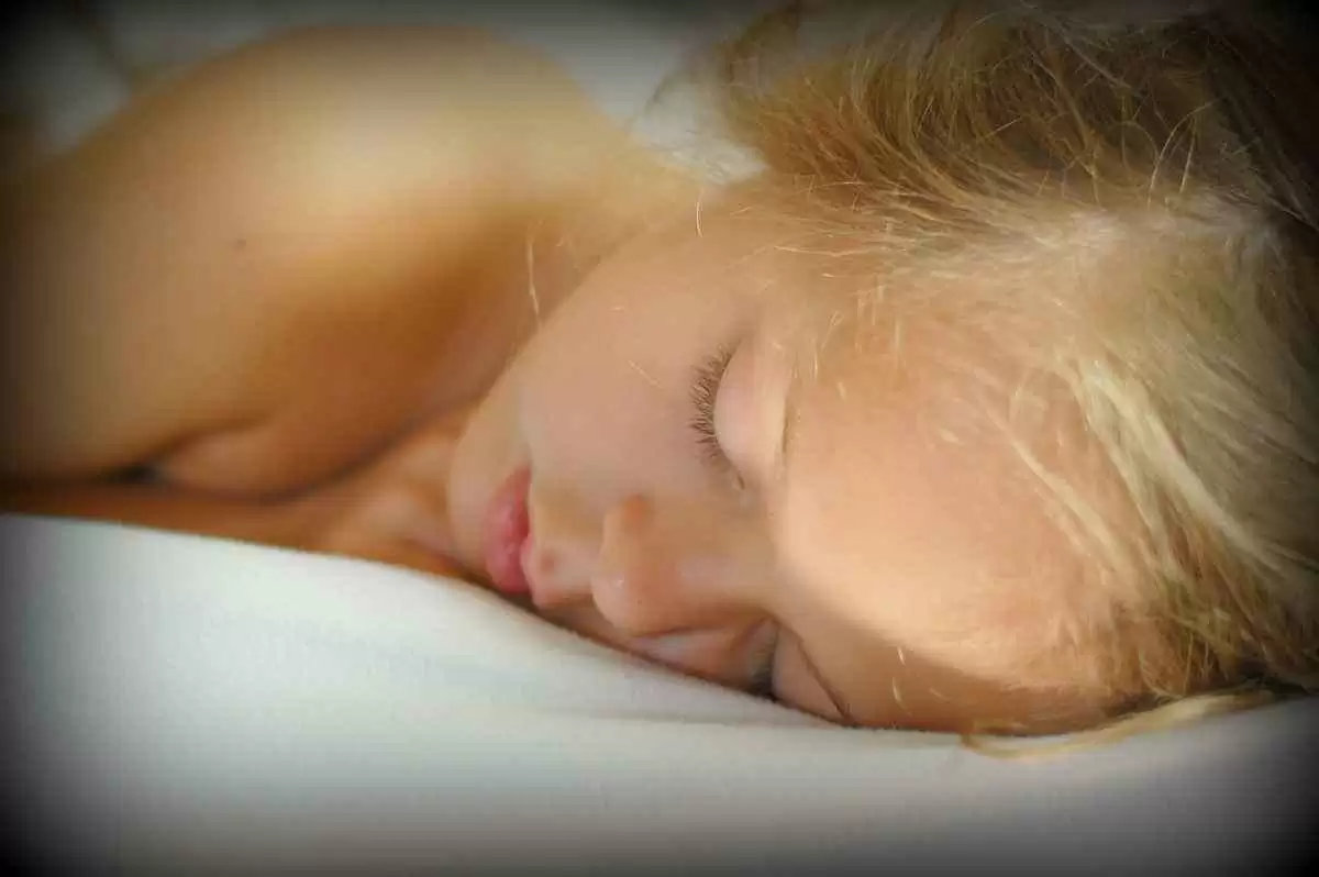 Gluten-Free Diet Reduces Sleep Disturbances in Most Children with Celiac Disease - It's time to sleep. Image: CC BY-SA 2.0--rlcalamusa1