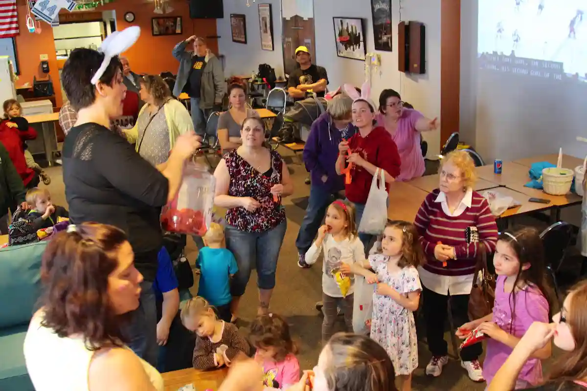 Dad Booted from Kid's Gluten-Free Pizza Party for Feeding Cereal to His Toddler