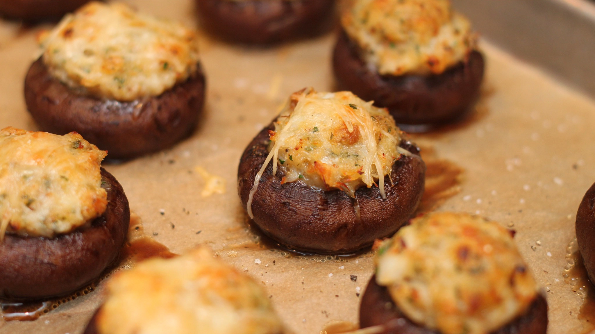 stuffed_mushrooms2_CC--mccun934.webp