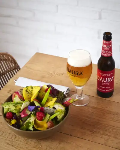 The Perfect Pairing: What to Eat with Daura Lager - Image: Daura Damm