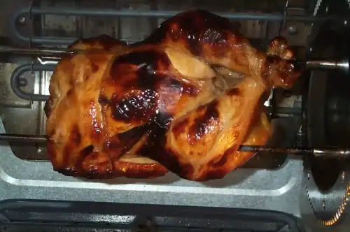 Is Costco Rotisserie Chicken Gluten-Free? A Must-Read for Celiac and Gluten-Sensitive Shoppers (+Video) - rotisserie chicken by stu_spivack is licensed under CC BY-SA 2.0.++ Watch the Video ++