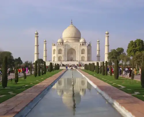 The Ultimate Celiac Disease Travel Guide: How to Stay Gluten-Free on Vacation (+Video) - Taj Mahal - Travel by Traveloscopy is licensed under CC BY-ND 2.0.++ Watch the Video ++