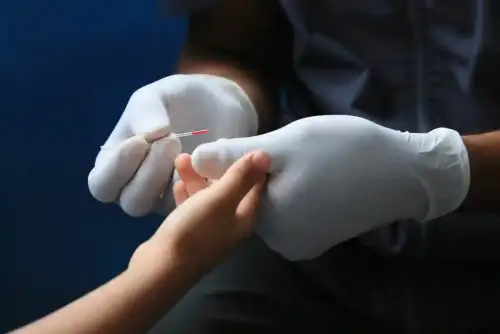 GLP-1 Medications May Lower Anemia Risk in People with Celiac Disease - Campaña de despistaje de anemia en la Institución Educativa Manuel Bonilla. by Municipalidad de Miraflores is licensed under CC BY 2.0.