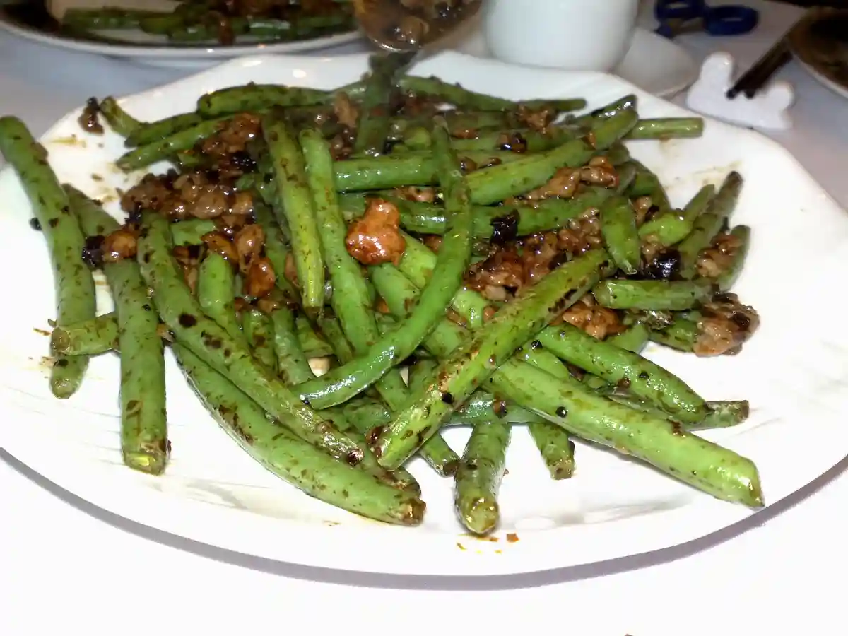 More information about "Gluten-Free Chinese-Style Green Beans with Garlic and Peppers"
