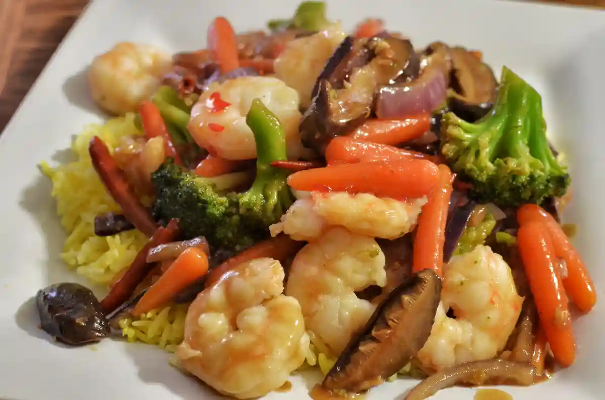 More information about "Quick Gluten-Free Shrimp Stir-Fry With Crisp Vegetables"